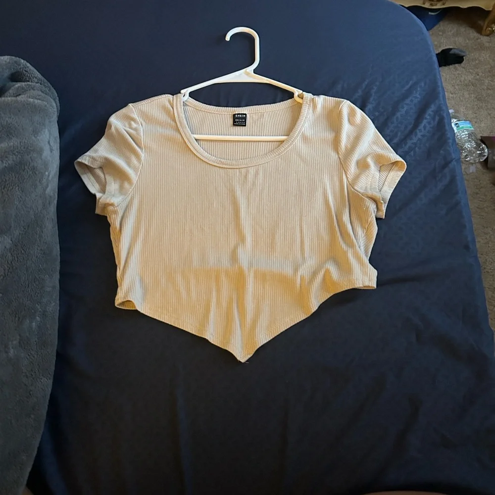 SHEIN Cream Ribbed Crop Top Teens or Adult - Picture 1 of 2